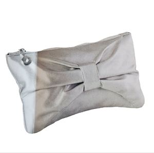 Wristlet NEW Silver has bow in front Penelope Ann formerly Home Interiors